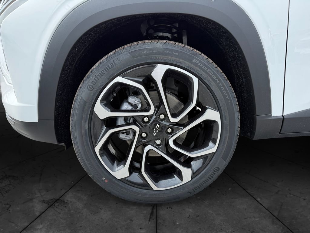 New 2026 Chevrolet Trax RS w/ Driver Confidence Package FWD image 14