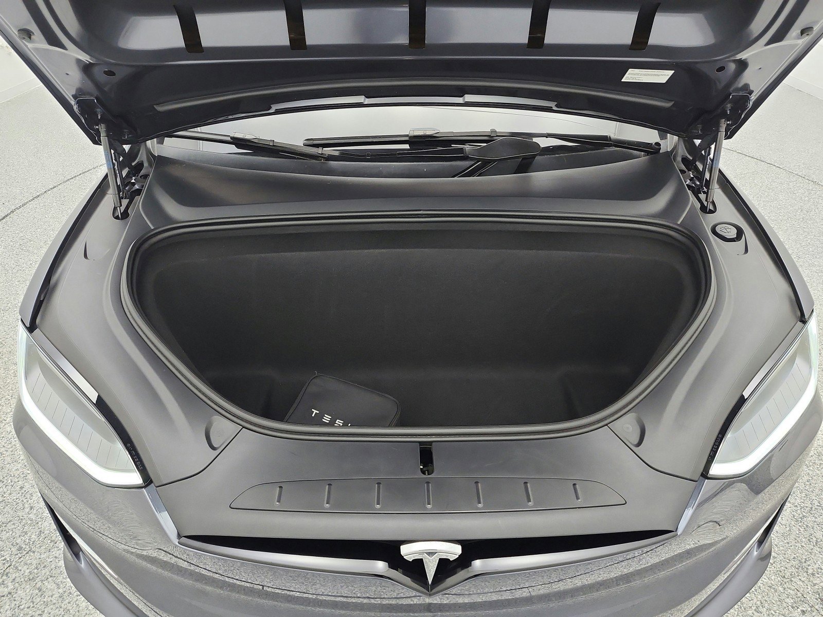 Used 2023 Tesla Model X Plaid AWD/4WD image 16