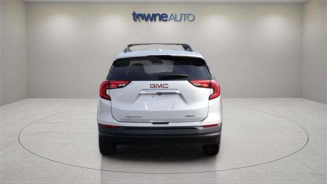 Used 2018 GMC Terrain SLE w/ Driver Convenience Package image 4