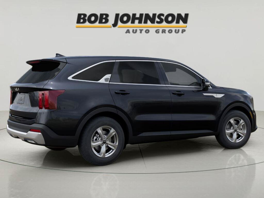New 2026 Kia Sorento LX FWD image 3