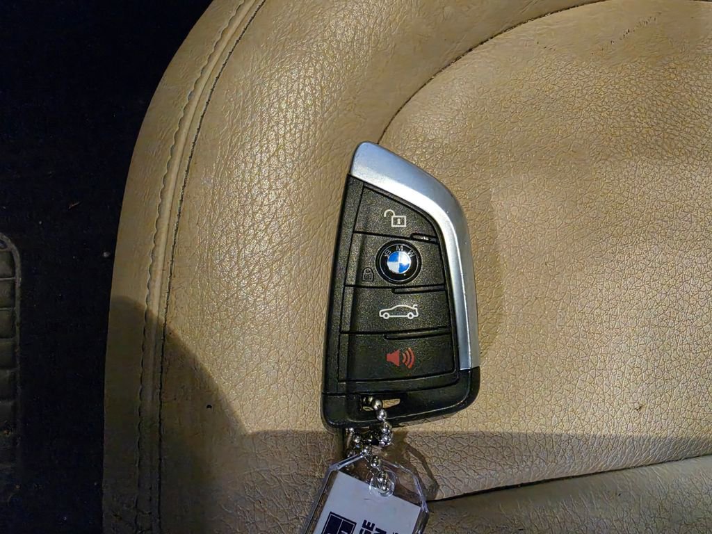 Used 2017 BMW X1 xDrive28i AWD/4WD image 10