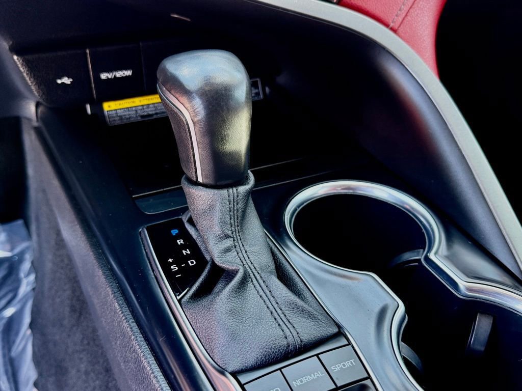 Certified 2020 Toyota Camry XSE image 26