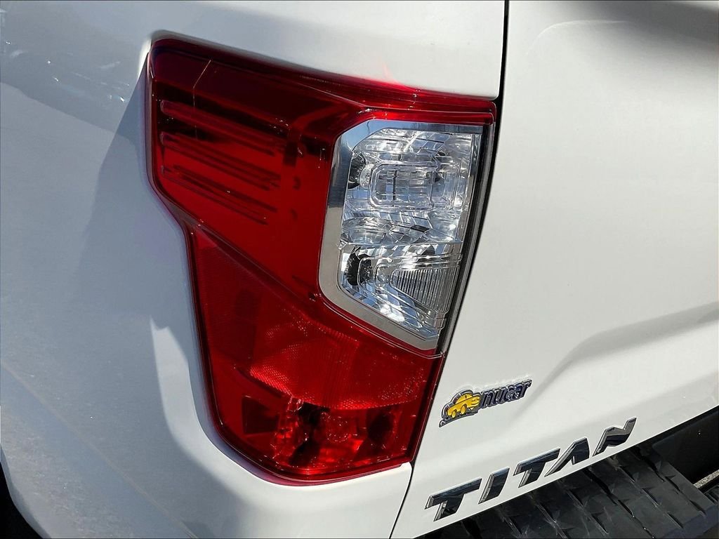 Used 2024 Nissan Titan SV w/ Accessory Utility Package AWD/4WD image 29