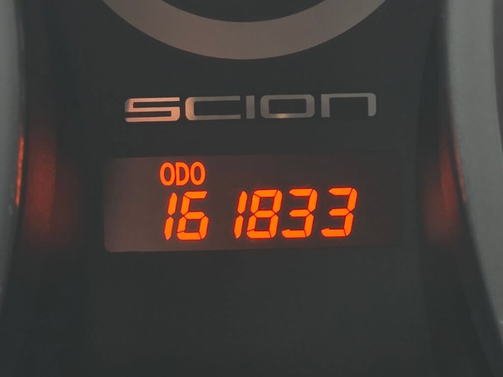 Used 2015 Scion tC FWD image 21