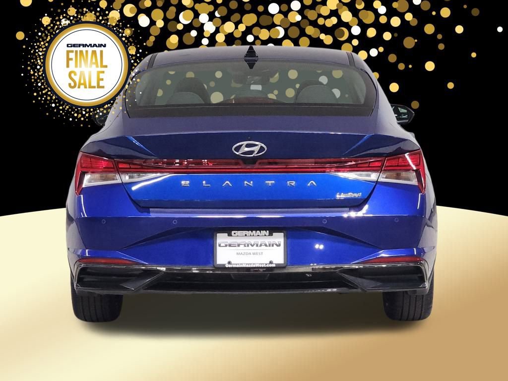 Used 2023 Hyundai Elantra Limited w/ Preferred Accessory Package image 7