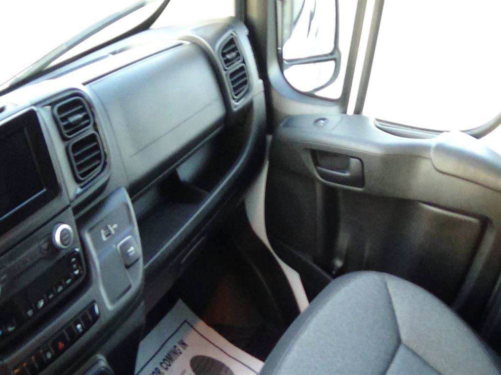 Used 2025 RAM ProMaster 2500 w/ Storage Group FWD image 20