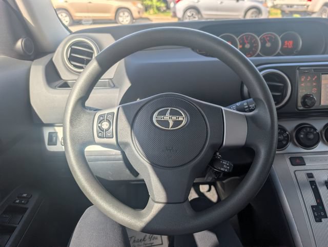 Used 2012 Scion xB FWD image 10