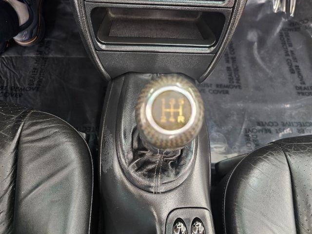 Used 2000 Porsche Boxster RWD image 13