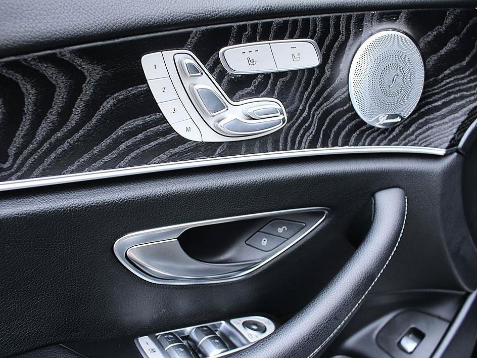 Used 2018 Mercedes-Benz E 300 image 7