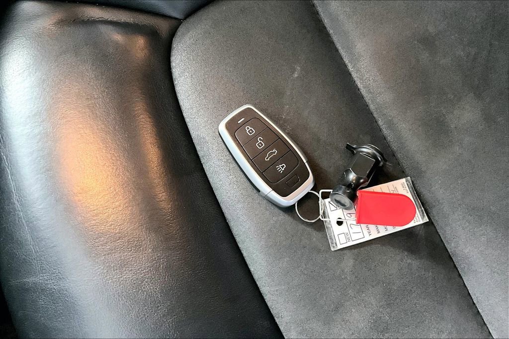 Used 2018 MAZDA CX-5 Touring image 10