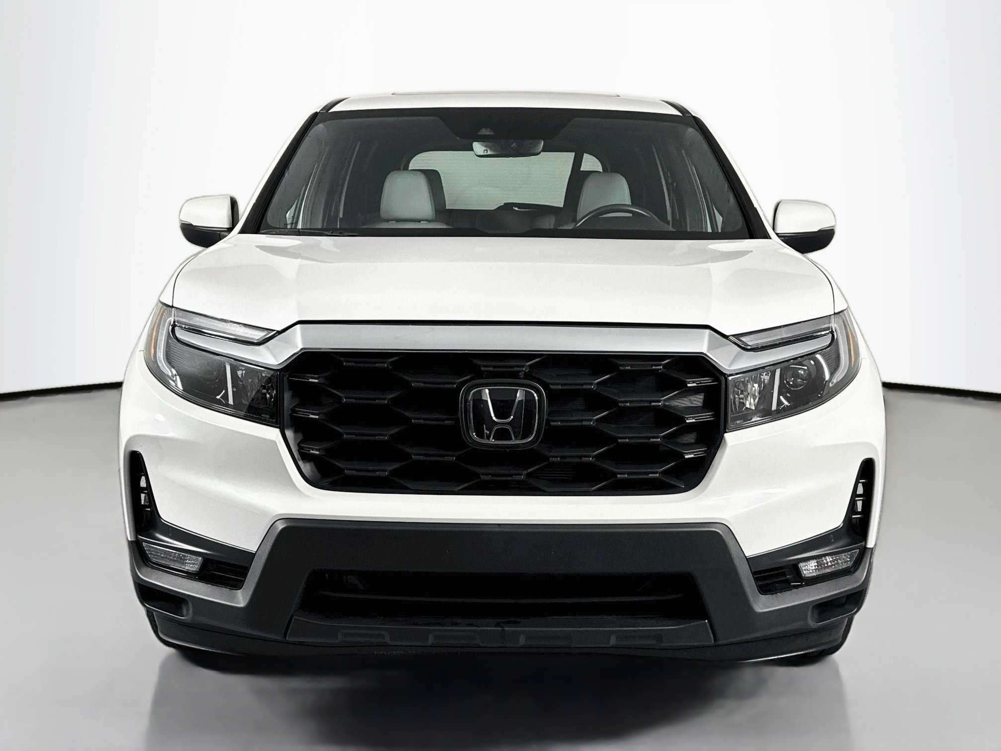 Certified 2023 Honda Passport EX-L image 2
