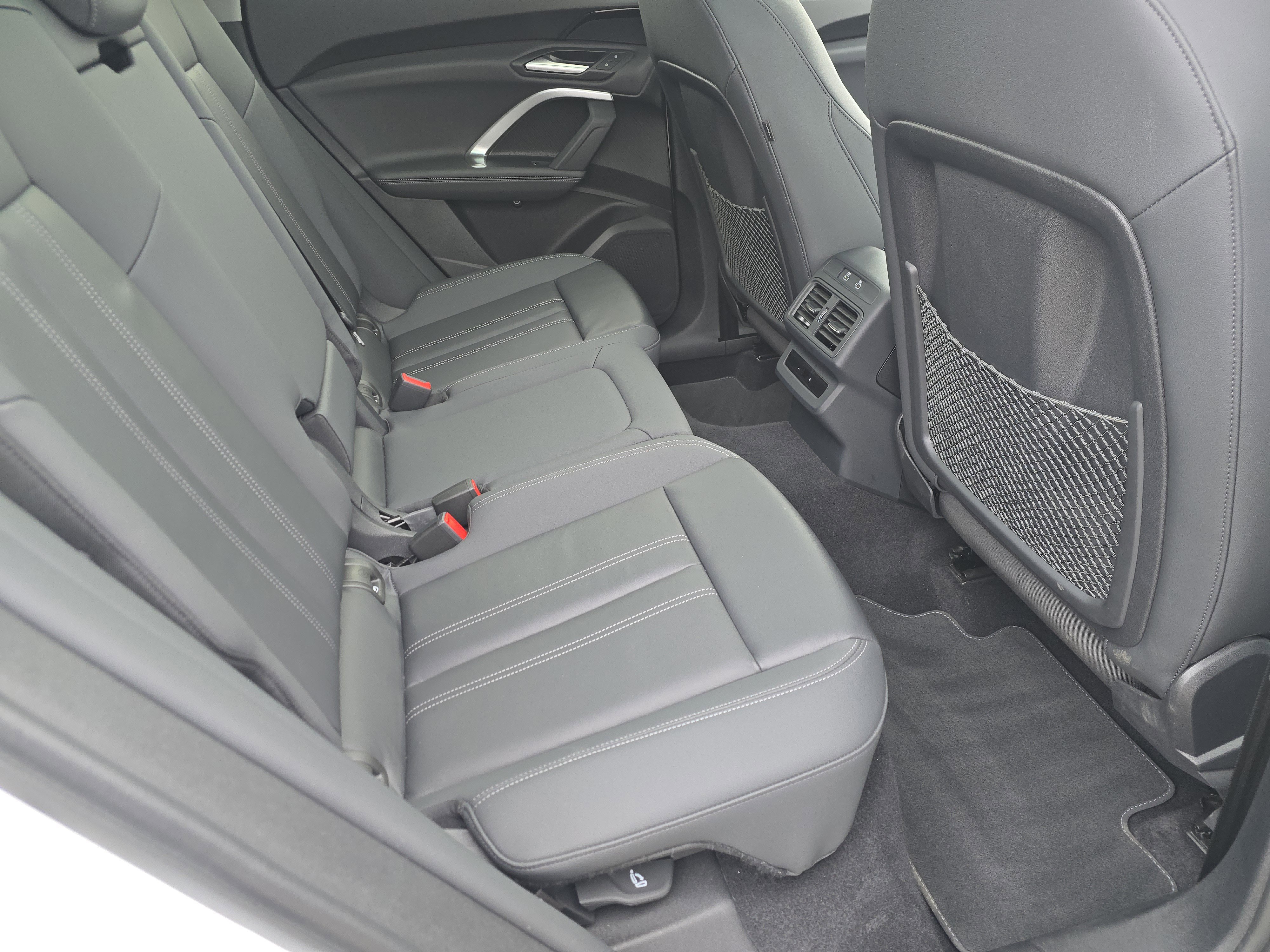 Certified 2025 Audi Q5 Premium w/ Convenience Package image 20