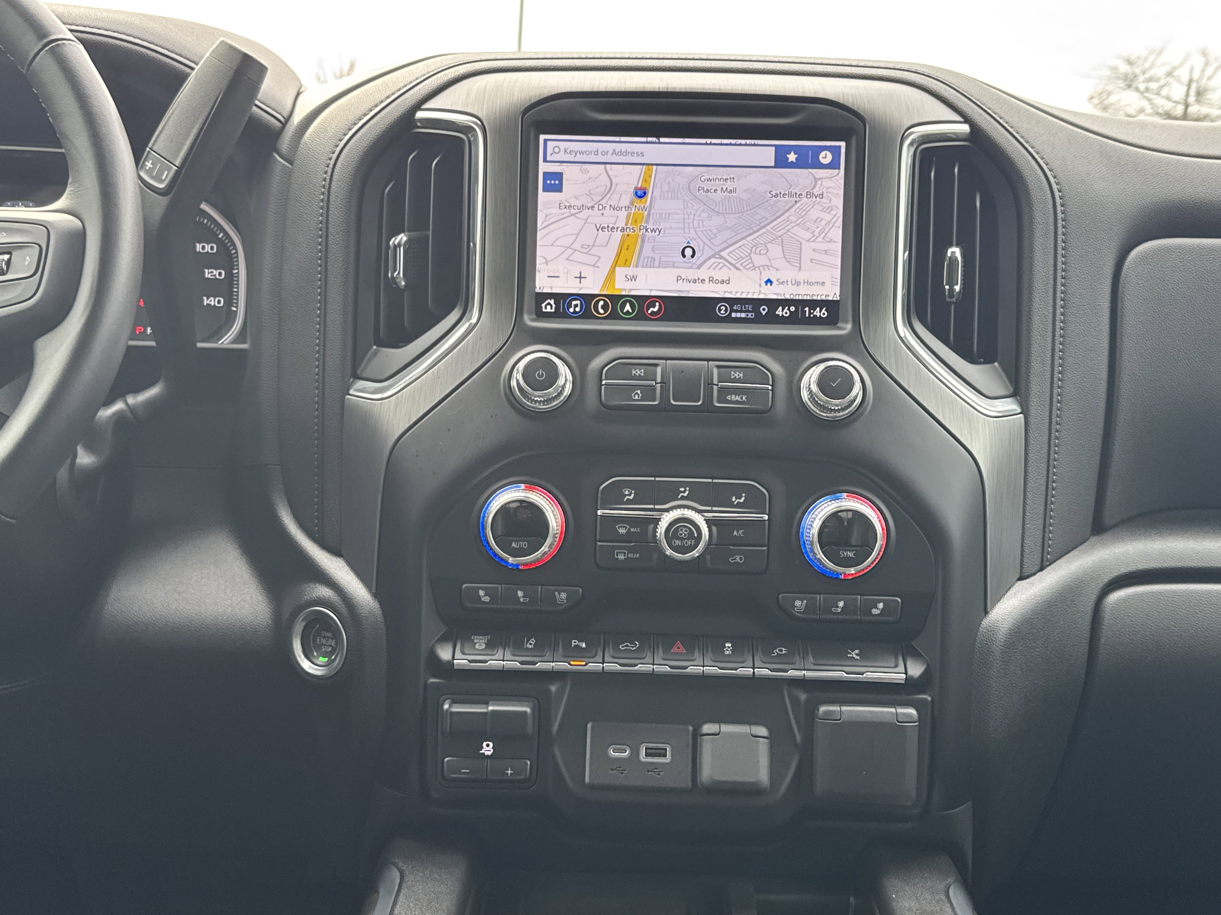 Used 2023 GMC Sierra 3500 Denali w/ Denali Ultimate Package image 29