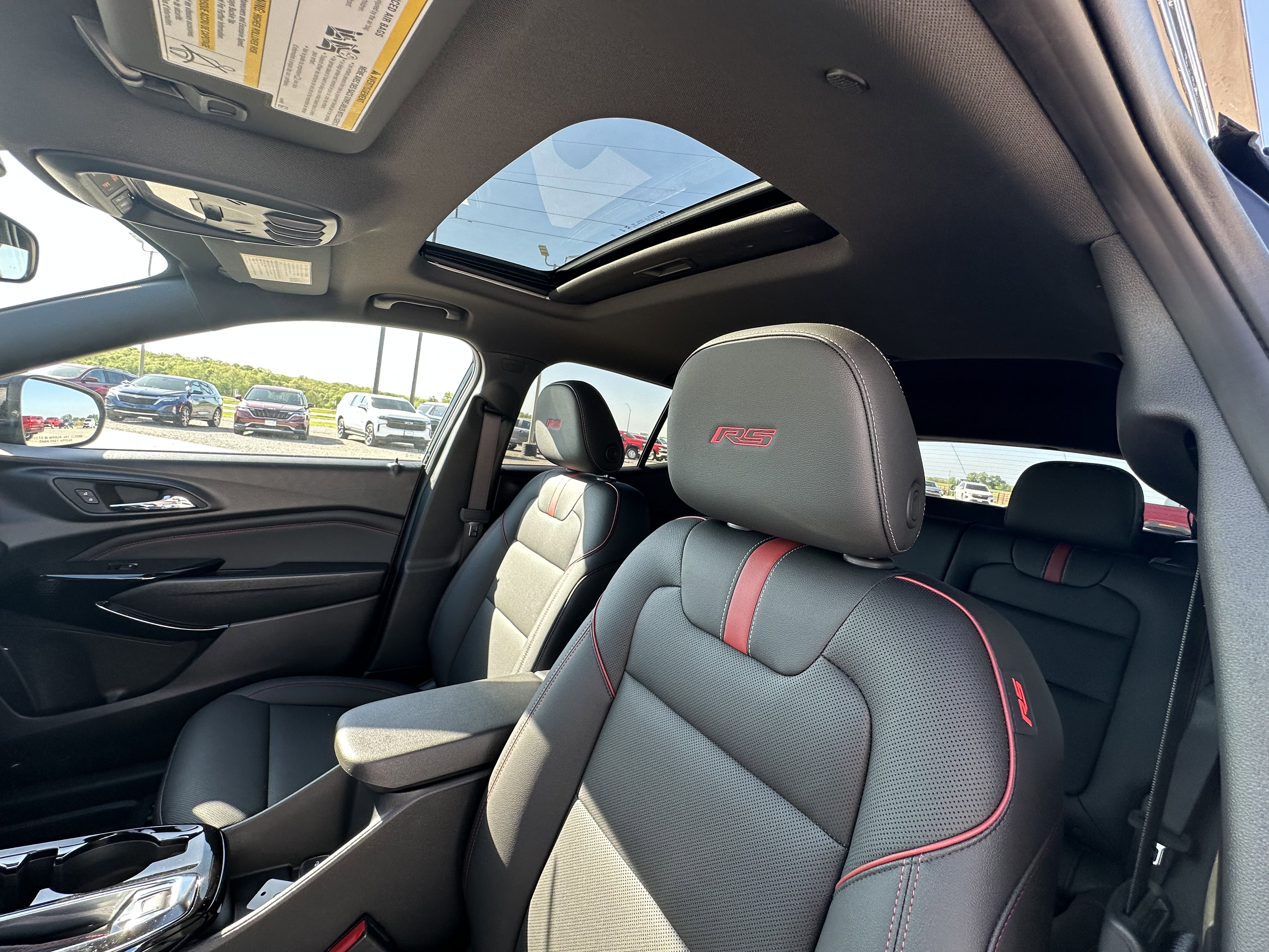 New 2026 Chevrolet Trax RS w/ Sunroof Package FWD image 19