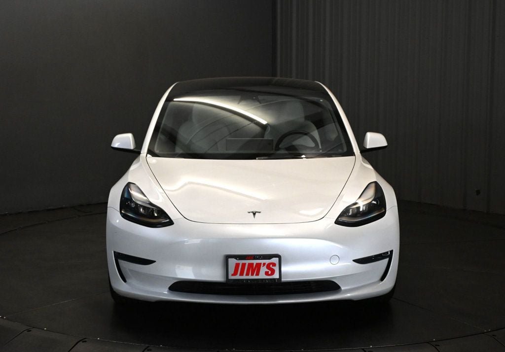Used 2023 Tesla Model 3 Standard Range RWD image 2