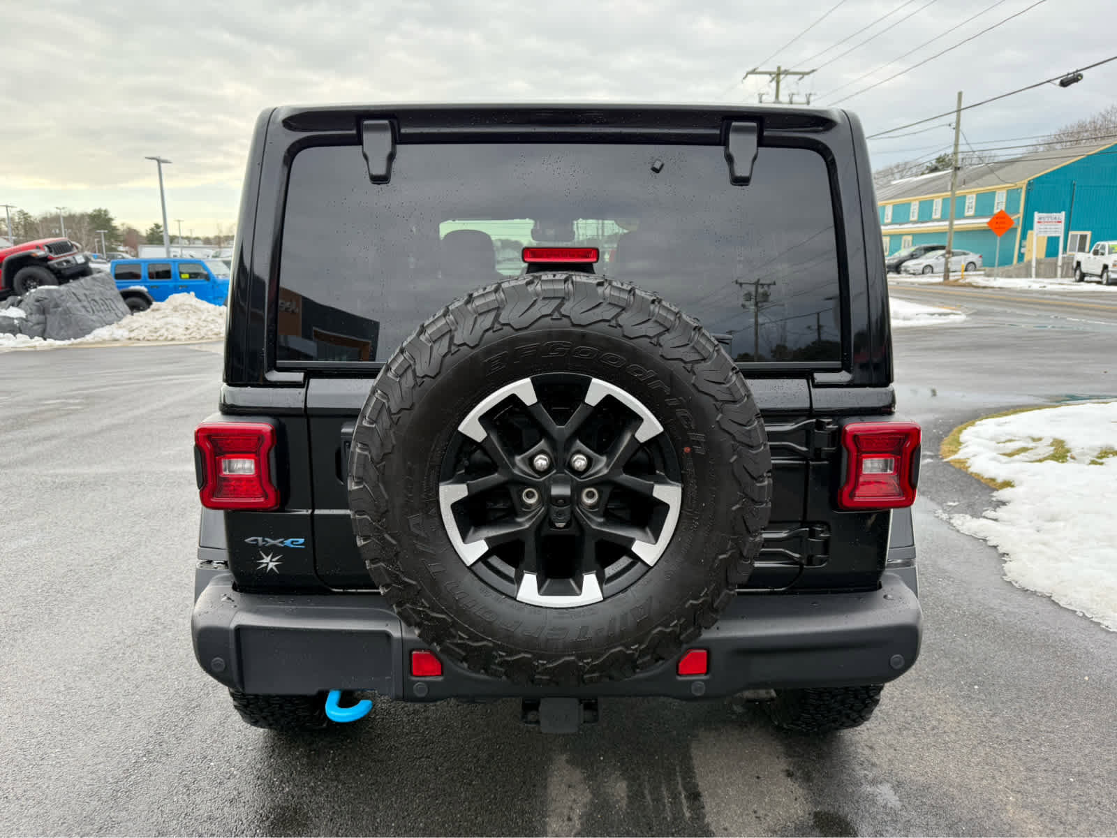 Used 2024 Jeep Wrangler Unlimited Rubicon 4xe image 11