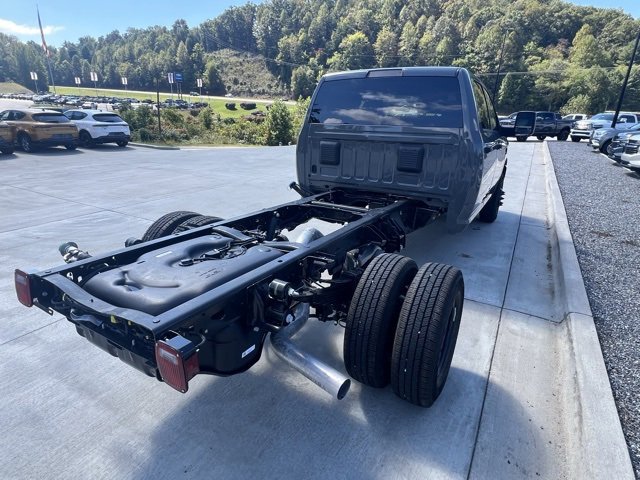 New 2026 RAM 3500 Tradesman image 3