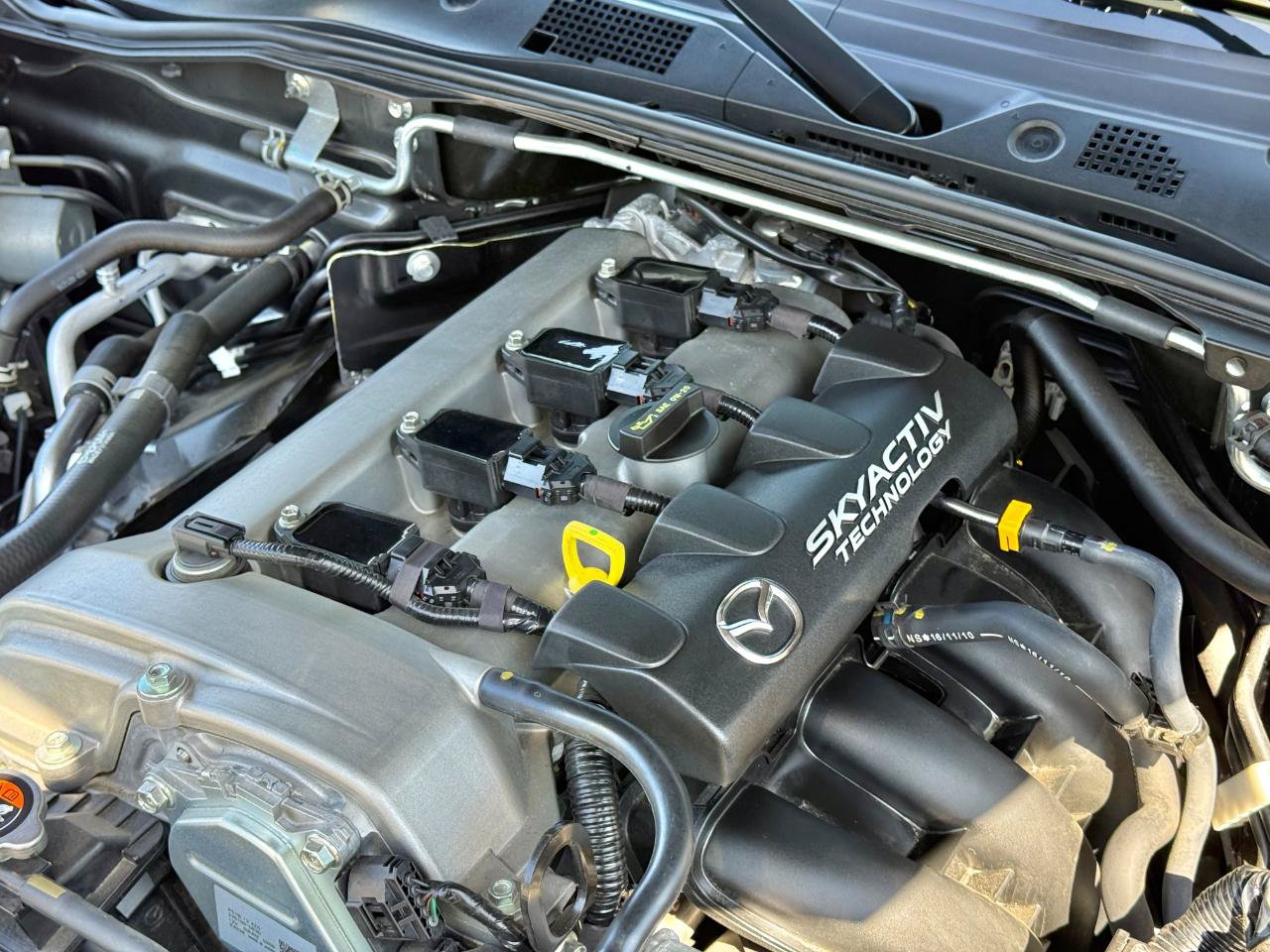 Used 2017 MAZDA MX-5 Miata RF Grand Touring RWD image 12