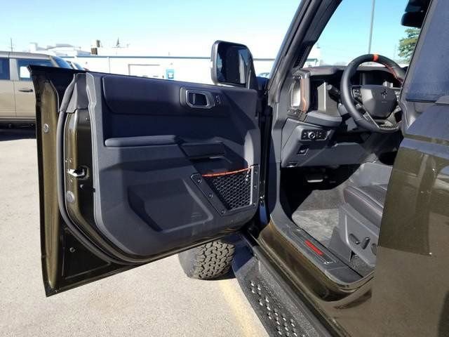 New 2025 Ford Bronco Raptor w/ Interior Carbon Fiber Pack image 13