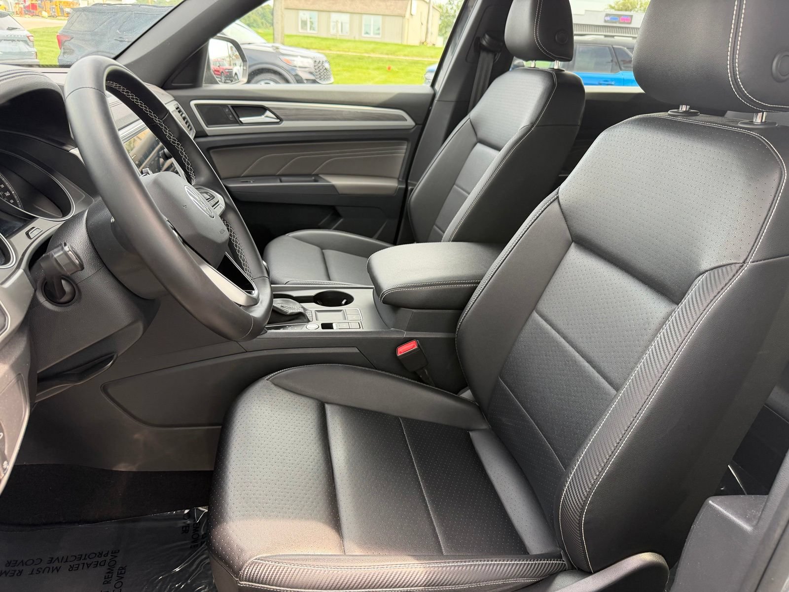Used 2021 Volkswagen Atlas Cross Sport SE FWD image 16