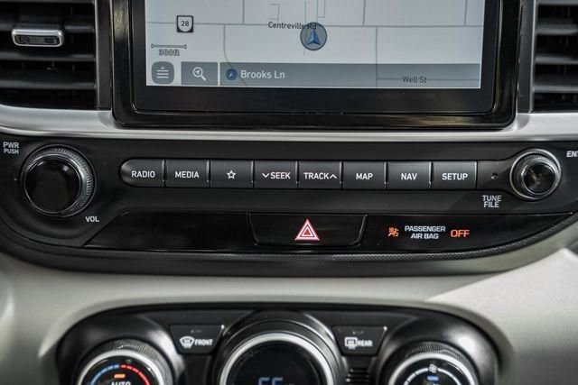 Used 2021 Hyundai Venue SEL w/ Premium Package image 19