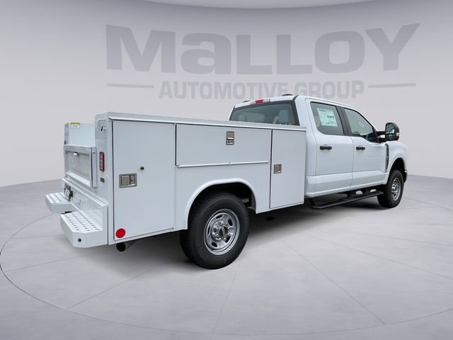 New 2026 Ford F250 XL w/ XL Chrome Package image 5
