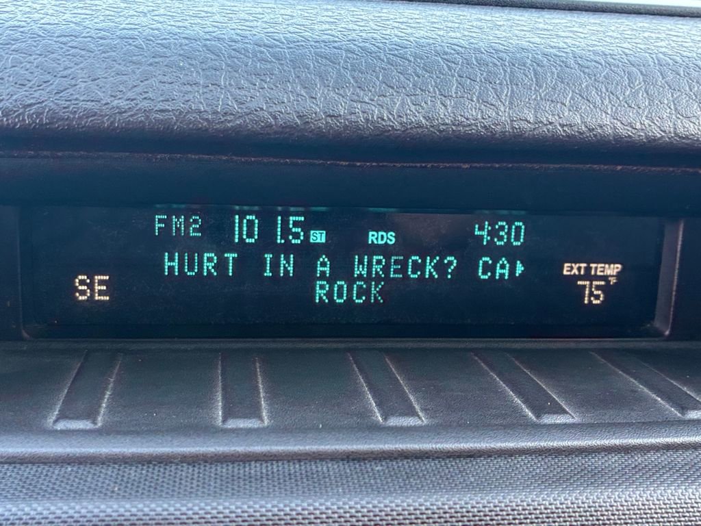 Used 2014 Ford F150 XLT w/ Trailer Tow Package image 8