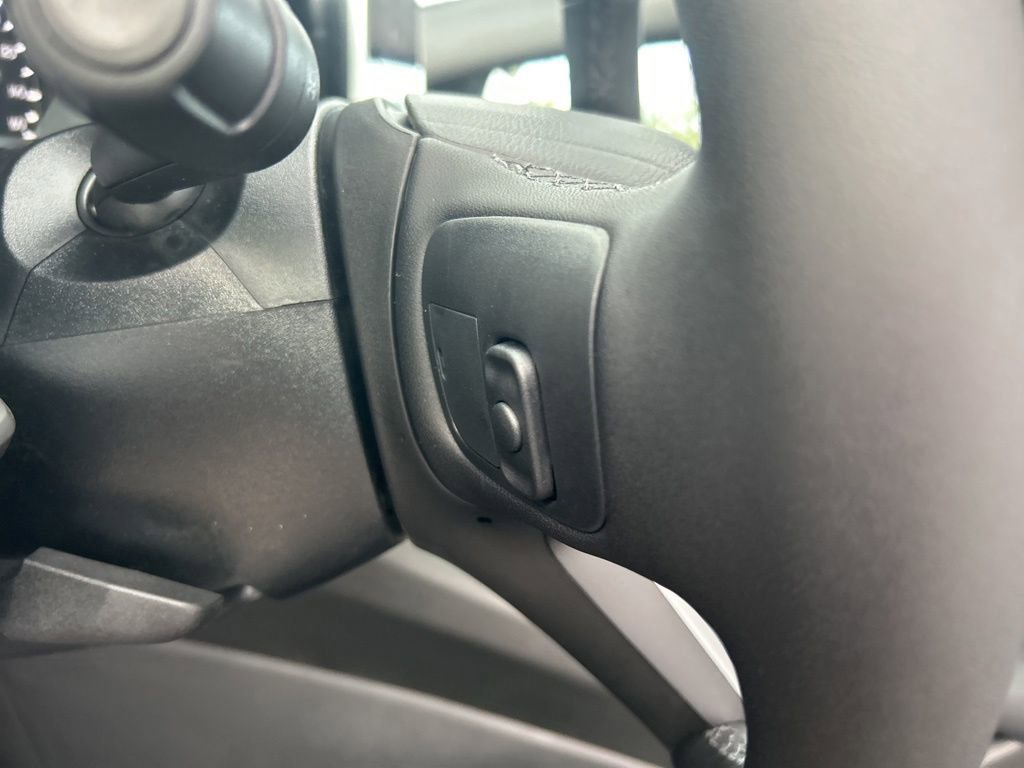 New 2025 Jeep Compass Latitude w/ Sun & Sound Group image 36