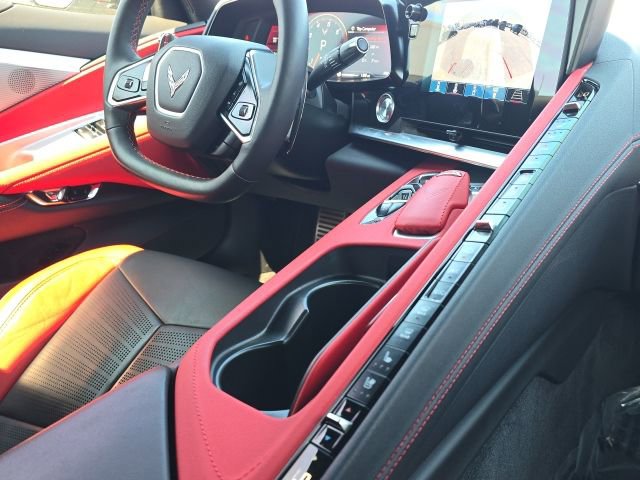 Used 2024 Chevrolet Corvette Stingray Preferred Cpe w/ Z51 Performance Package RWD image 29