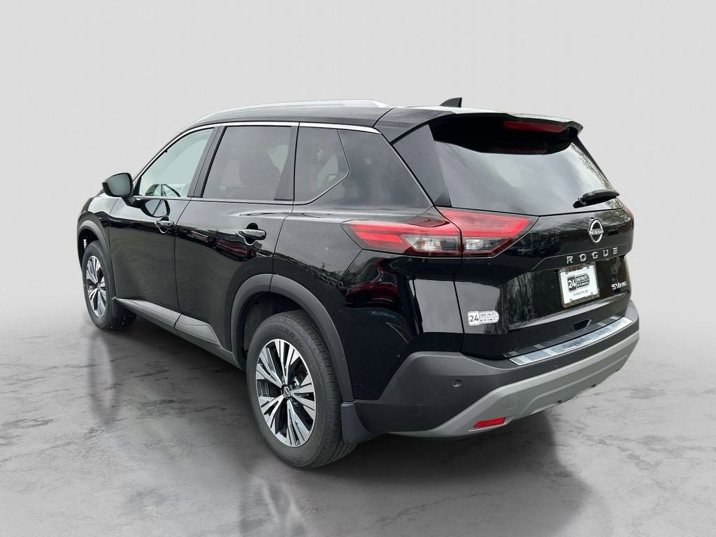 Used 2023 Nissan Rogue SV w/ SV Premium B Package AWD/4WD image 3