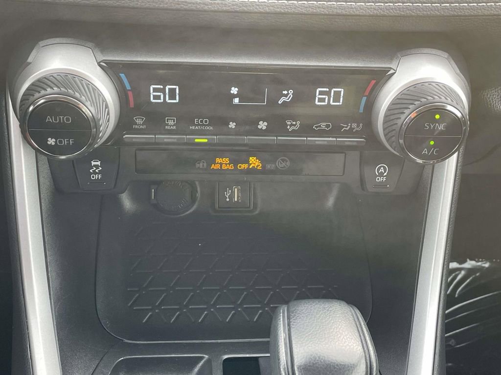 Used 2023 Toyota RAV4 XLE image 37