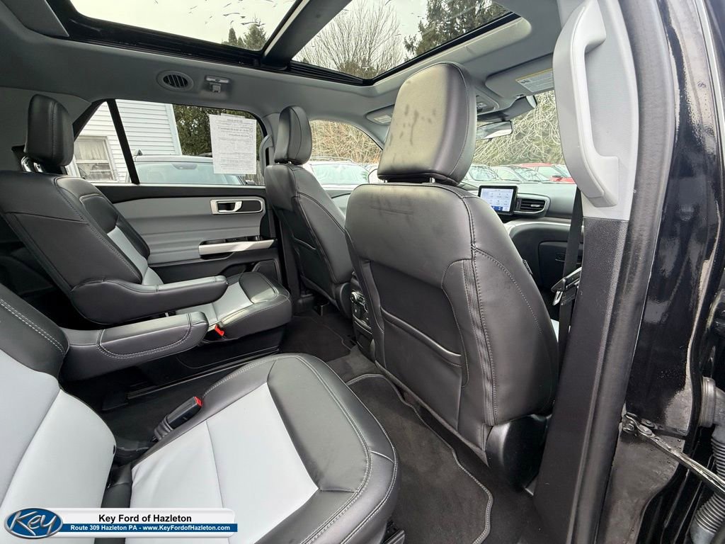 Certified 2022 Ford Explorer XLT w/ Equipment Group 202A image 34