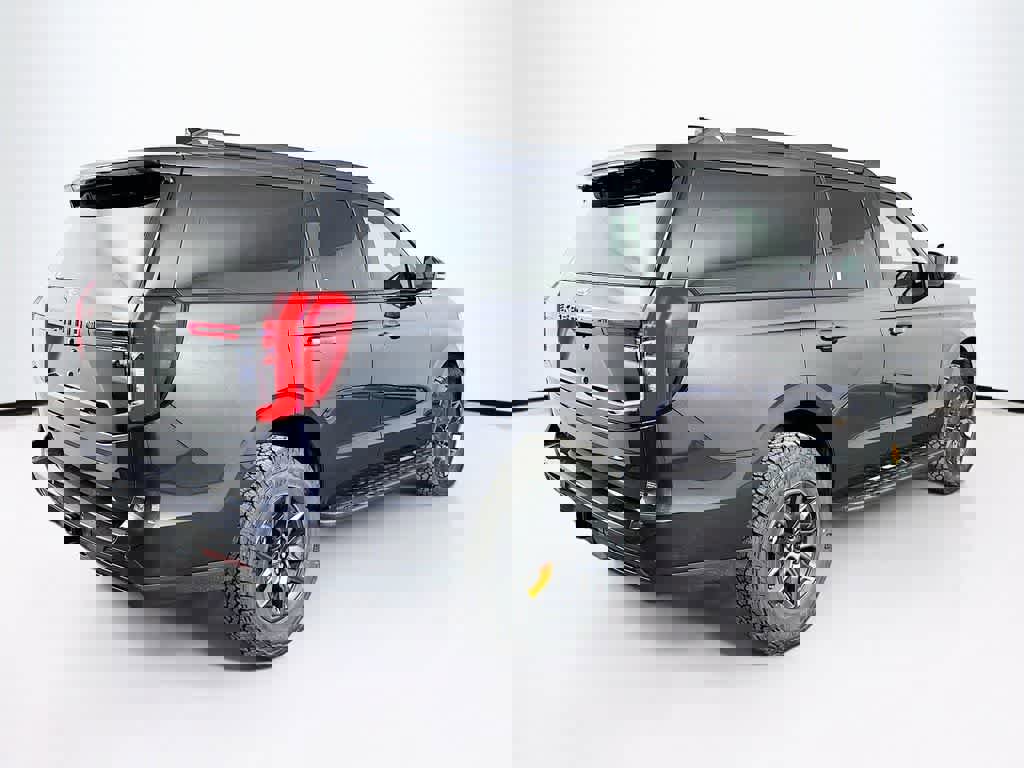 New 2026 Ford Expedition Tremor image 24