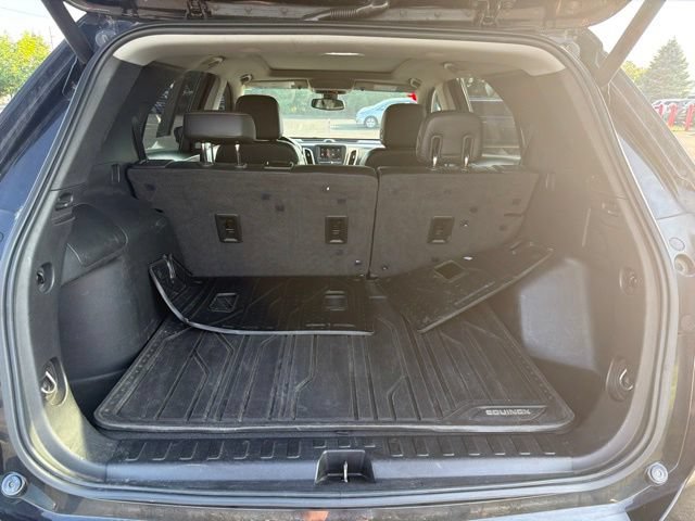 Used 2020 Chevrolet Equinox LT w/ Midnight Edition FWD image 8
