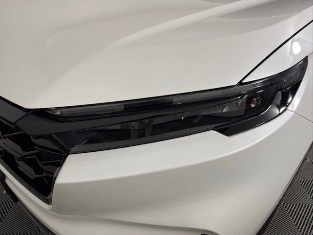 Used 2026 Honda CR-V Sport image 11