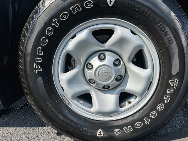 Used 2018 Toyota Tacoma SR w/ SR Convenience Package RWD image 11