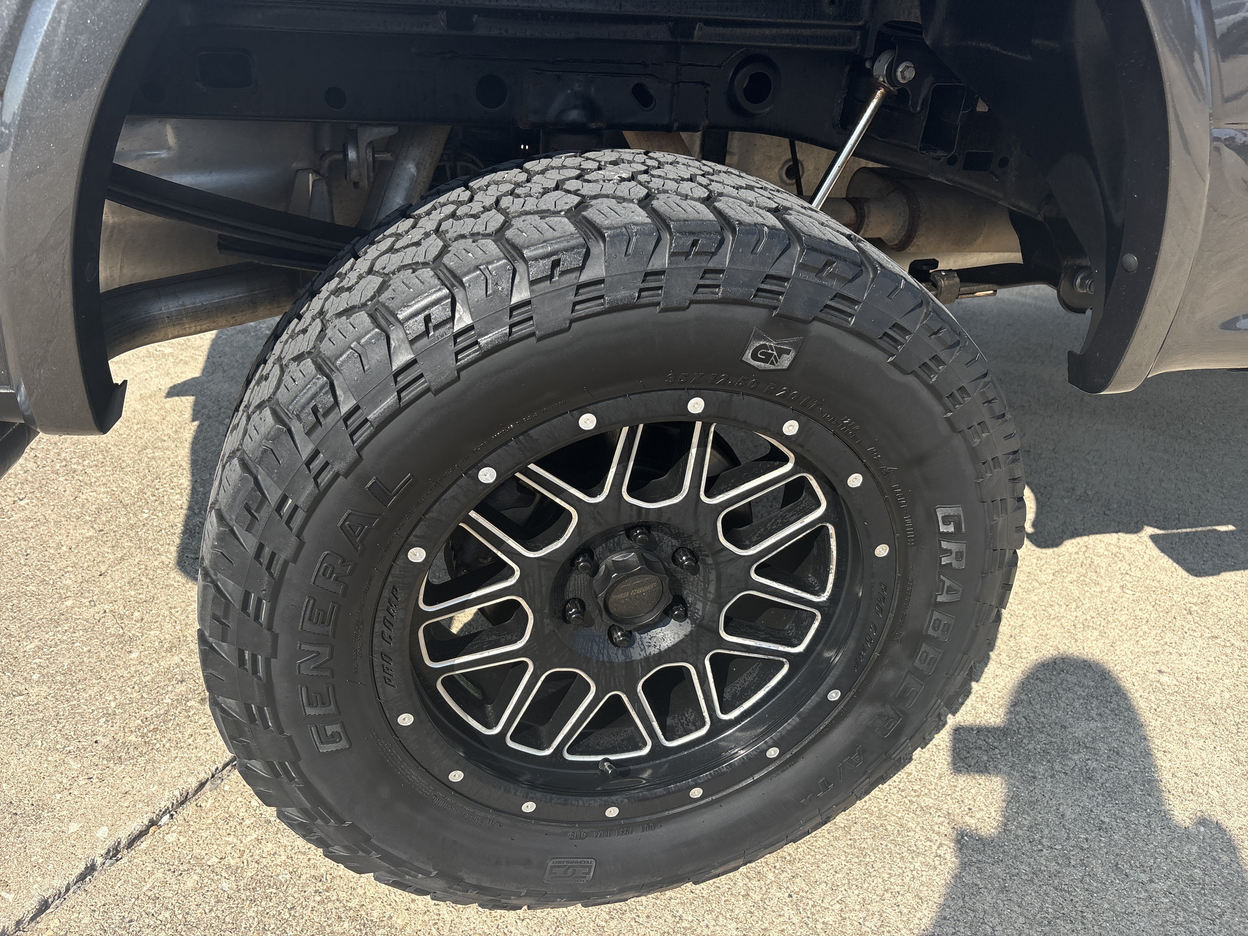 Used 2018 Ford F150 XLT w/ Equipment Group 302A Luxury AWD/4WD image 6
