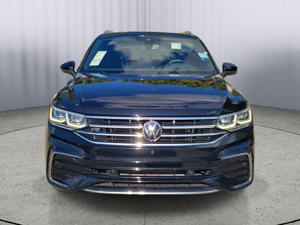 Used 2023 Volkswagen Tiguan SEL R-Line image 10