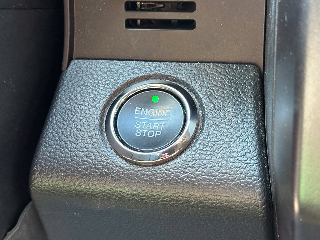 Used 2019 Ford Expedition Limited w/ Special Edition Package AWD/4WD image 11