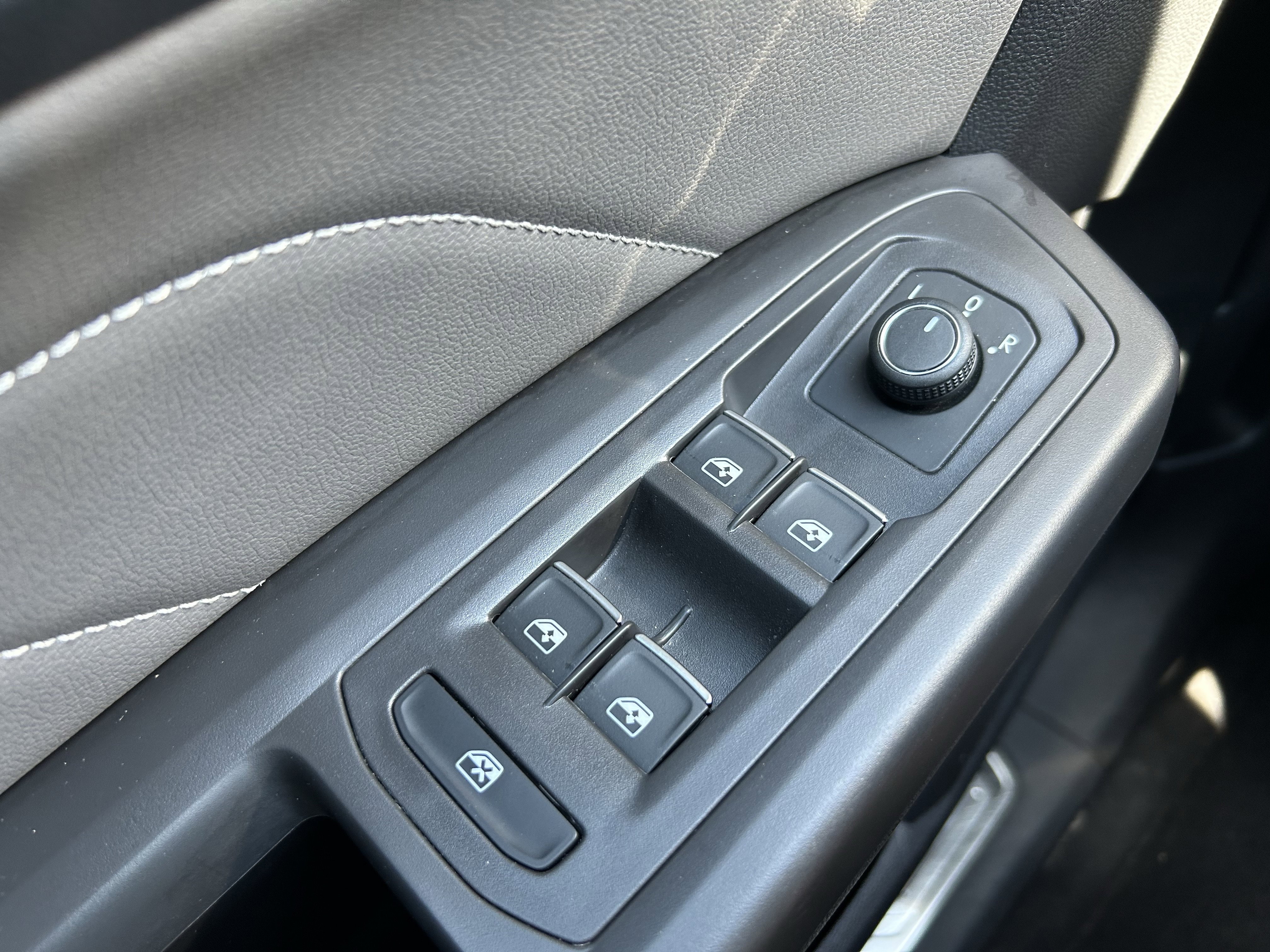 Certified 2023 Volkswagen Atlas SE AWD/4WD image 20