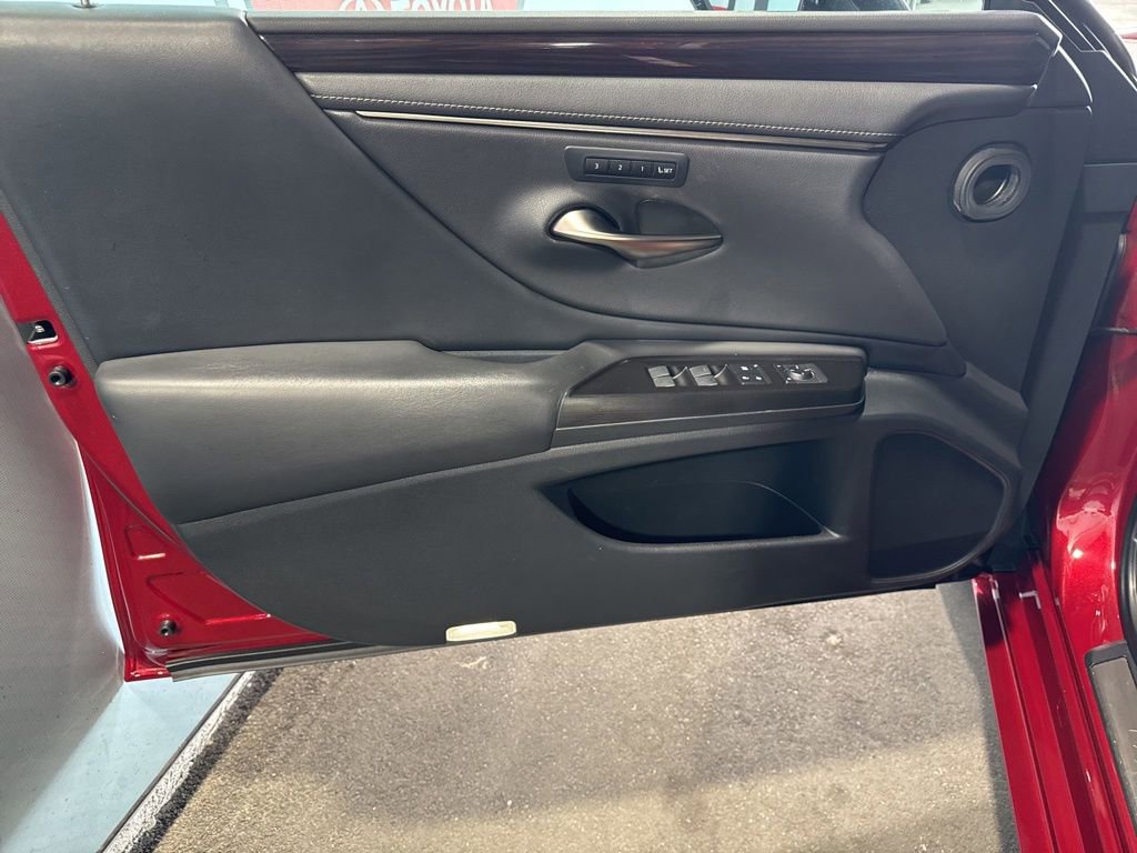 Used 2019 Lexus ES 350 w/ Premium Package FWD image 28