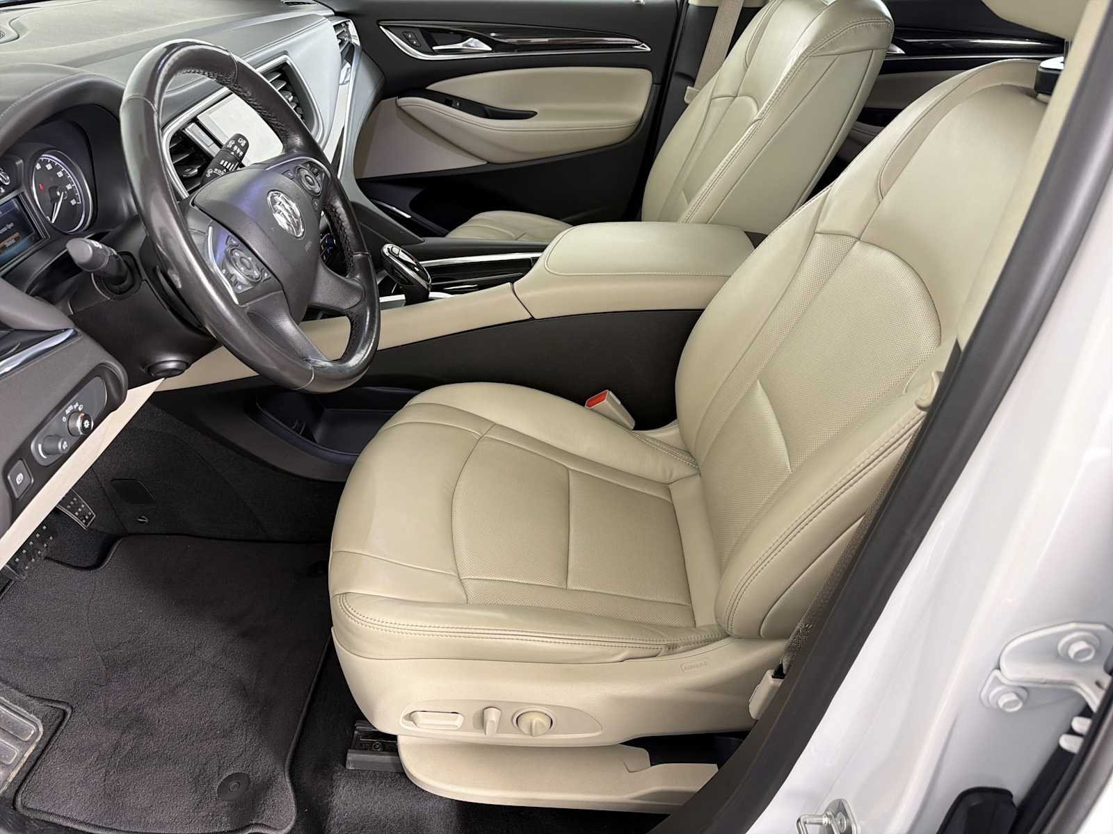 Used 2018 Buick Enclave Premium w/ Trailering Package FWD image 7