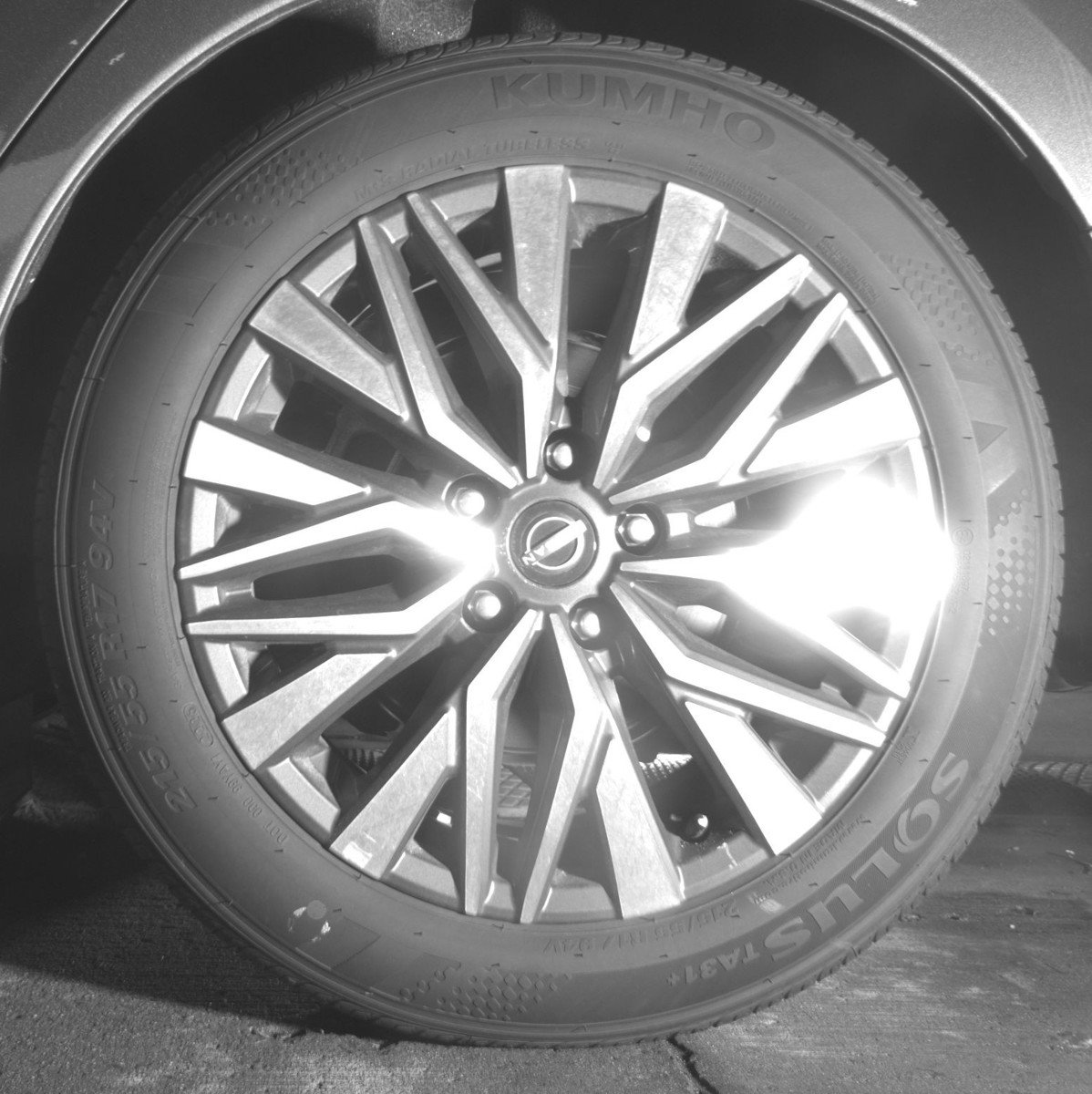 Used 2025 Nissan Altima 2.5 SV FWD image 14