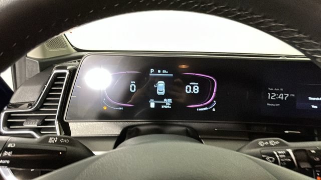 Used 2023 Kia Sportage EX FWD image 17