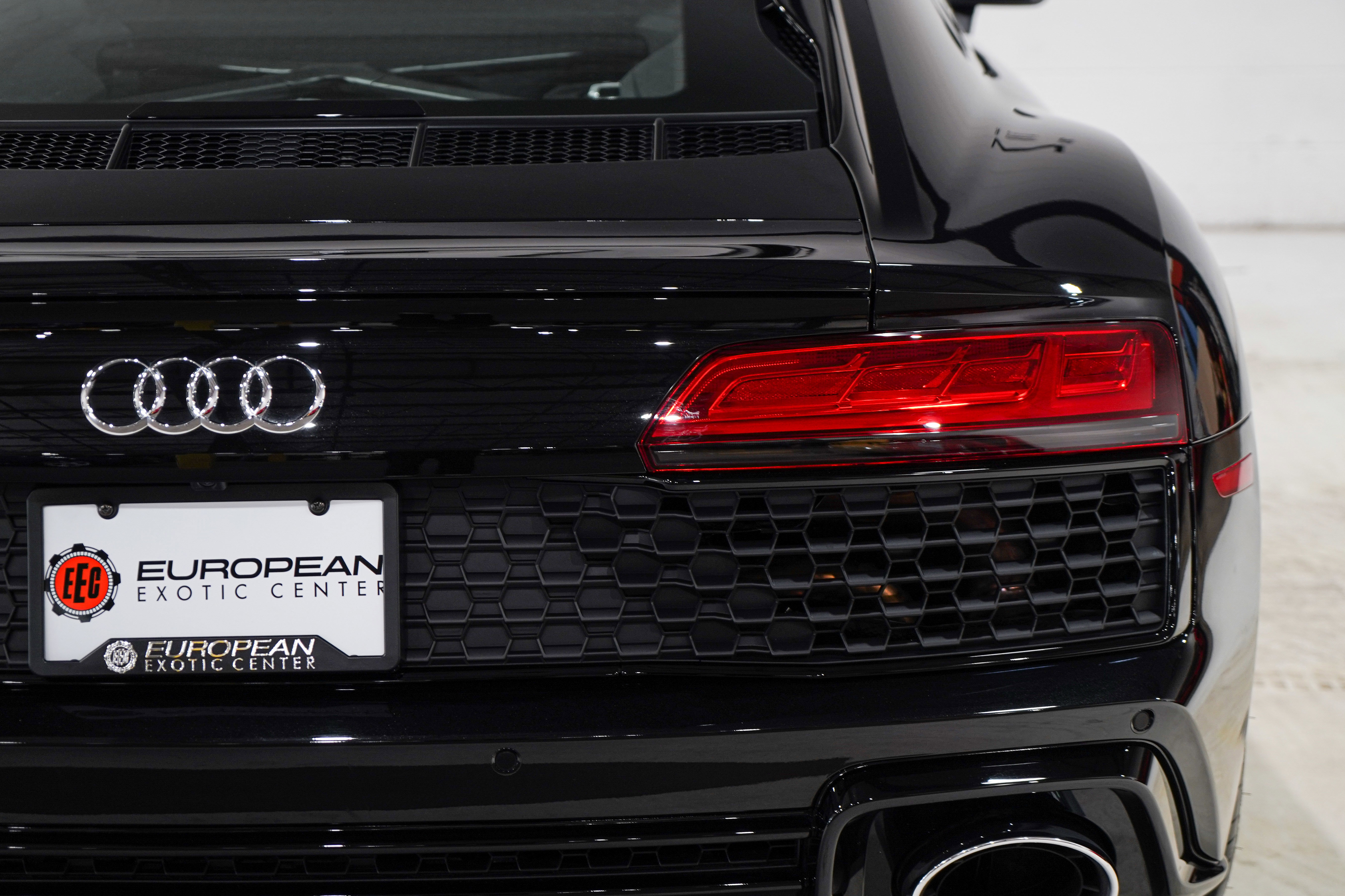 Used 2023 Audi R8 V10 performance RWD image 33