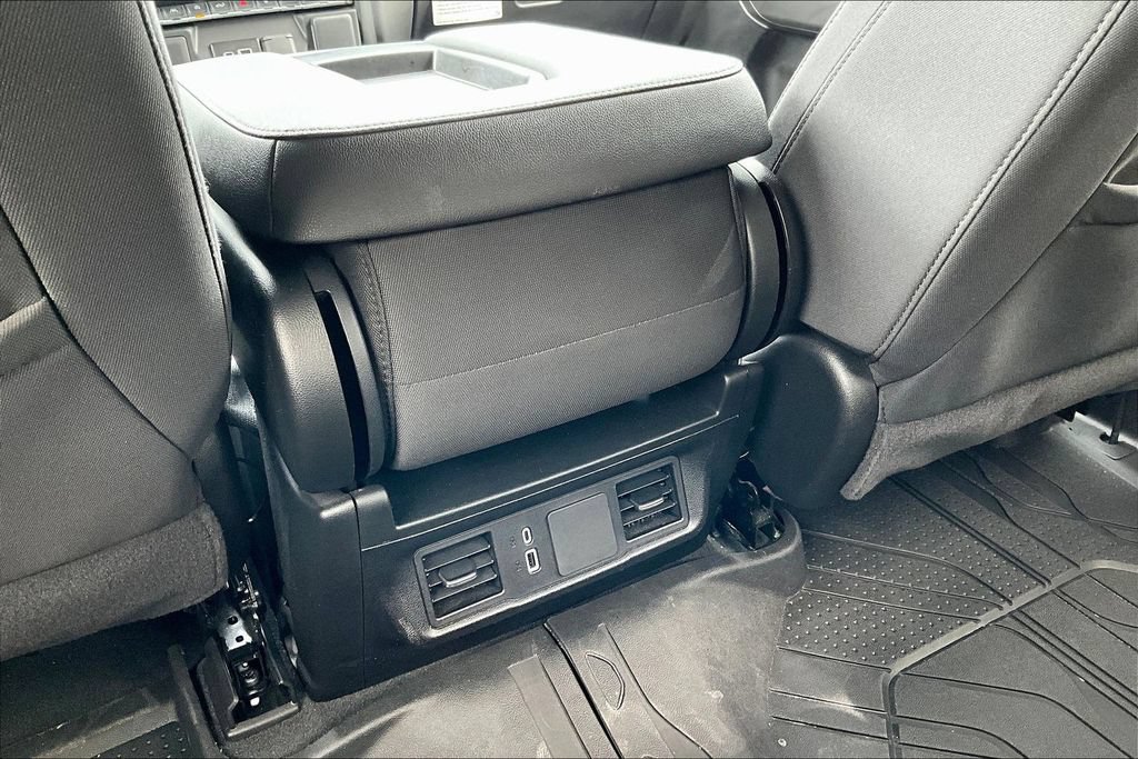 Used 2025 Chevrolet Silverado 1500 Custom RWD image 11