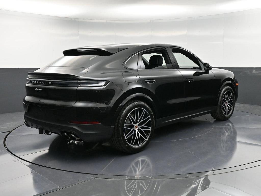 New 2026 Porsche Cayenne Coupe image 8