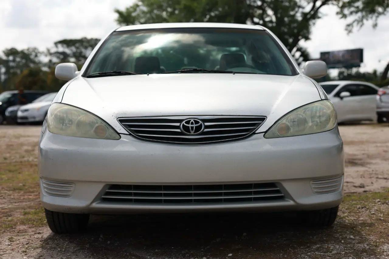 Used 2005 Toyota Camry SE FWD image 17