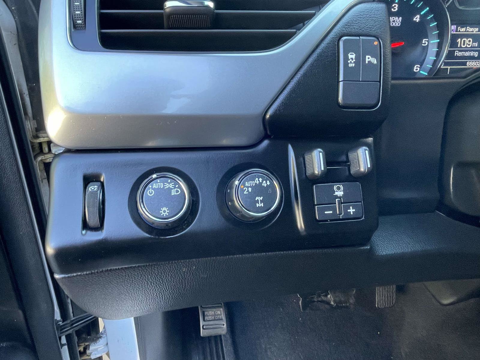 Used 2020 Chevrolet Tahoe LS w/ Max Trailering Package AWD/4WD image 18