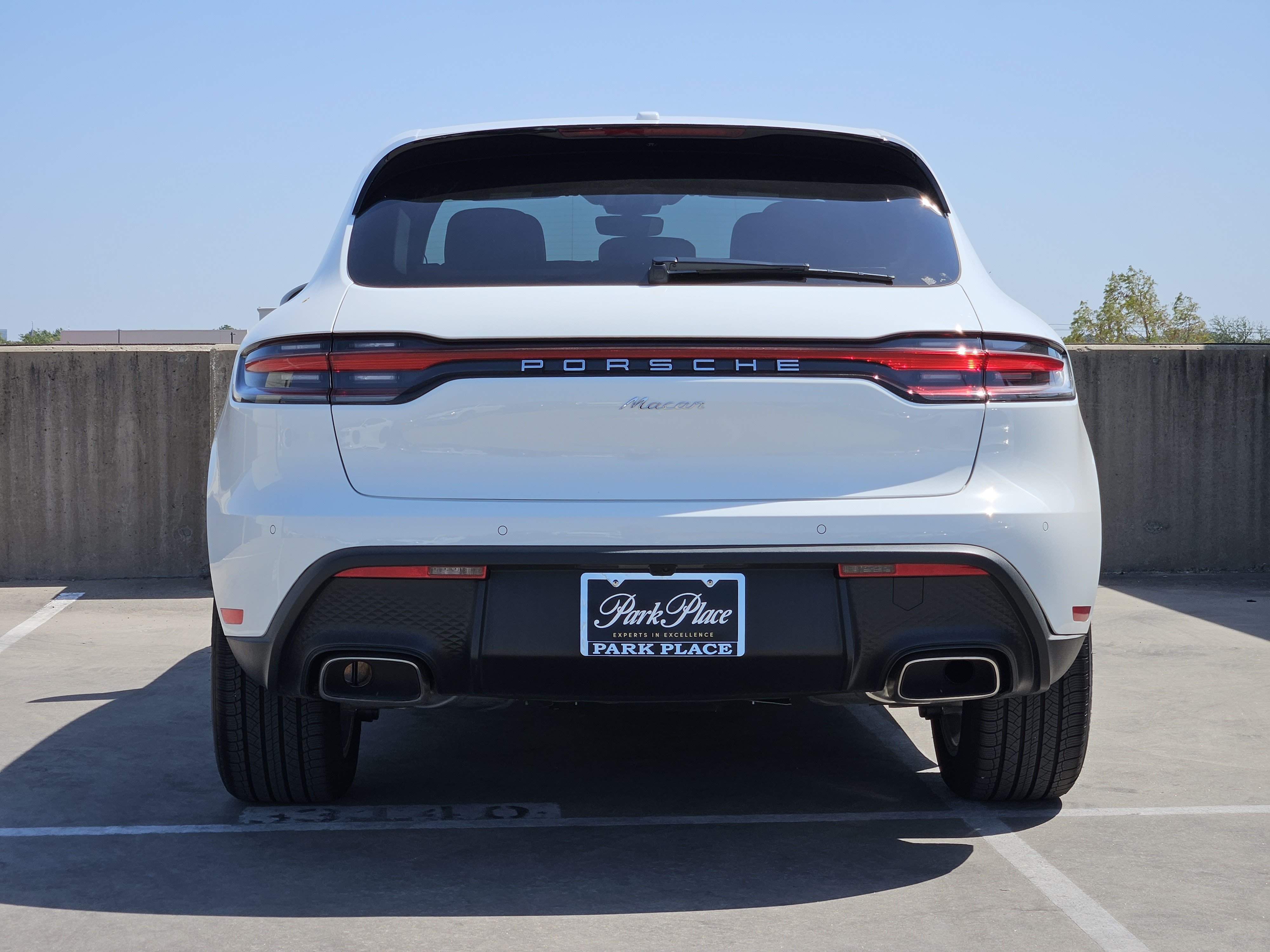 Certified 2026 Porsche Macan AWD/4WD image 7